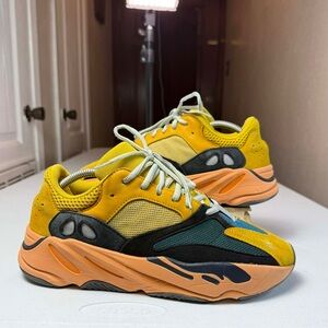 Used no box Size 9.5 - adidas Yeezy Boost 700 Sun Beat